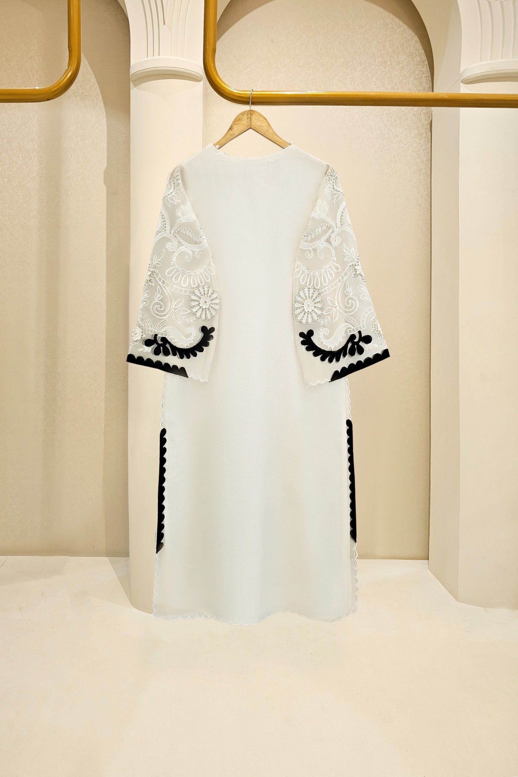 agha noor black and white dress Agha Noor White and Black Dress Organza Replica